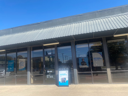 Cell Phone Store «AT&T», reviews and photos, 980 Melbourne Rd Suite A, Hurst, TX 76053, USA