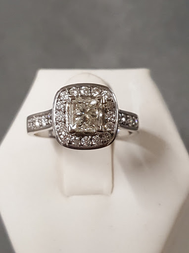 Jewelry Designer «MGM Jewelry & Loans, Inc.», reviews and photos, 6749 Wofford Blvd, Wofford Heights, CA 93285, USA