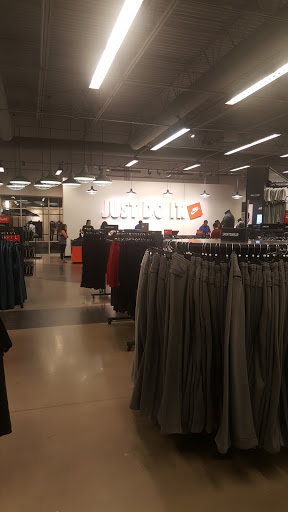 Sporting Goods Store «Nike Factory Store», reviews and photos, 6800 N 95th Ave #590, Glendale, AZ 85301, USA