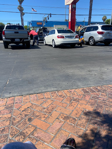 Anaheim West Car wash en Garden Grove