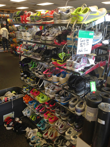 Sporting Goods Store «Play it Again Sports», reviews and photos, 7645 Voice of America Centre Dr, West Chester Township, OH 45069, USA