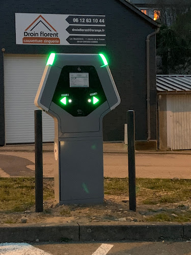Borne de recharge de véhicules électriques Eborn Charging Station Château-Chinon(Ville)