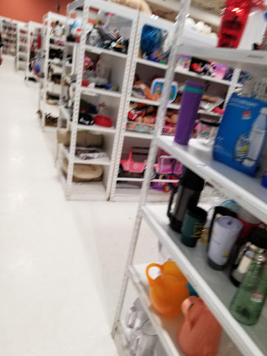 Thrift Store «Goodwill - Blaine: Ulysses Lane NE», reviews and photos