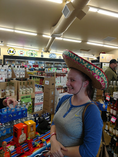 Liquor Store «Rose City Liquor Store», reviews and photos, 7253 NE Sandy Blvd, Portland, OR 97213, USA