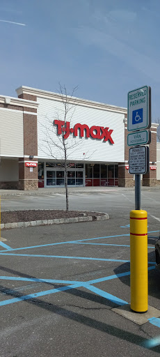 TJ Maxx, 43 Marshall Hill Rd, West Milford, NJ 07480, USA, 