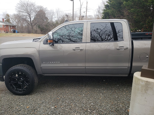 Car Dealer «Dealers Trade Outlet», reviews and photos, 16327 Lee Hwy, Gainesville, VA 20155, USA