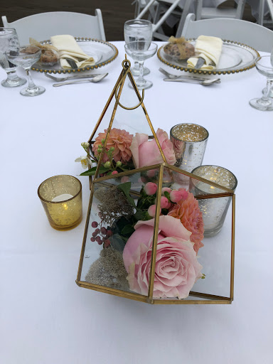 Florist «Classics Flowers and Confections», reviews and photos, 10069 Valley View St, Cypress, CA 90630, USA