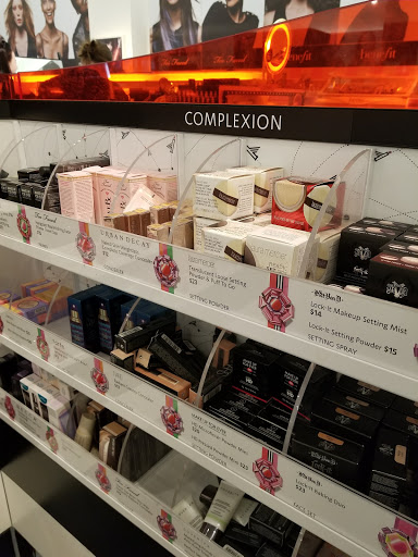 Cosmetics Store «SEPHORA», reviews and photos, 2206 E Williams Field Rd #114, Gilbert, AZ 85295, USA