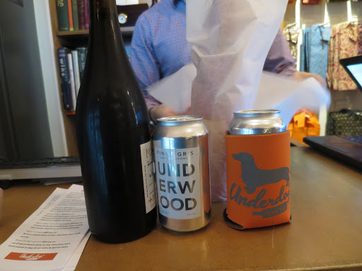 Wine Store «Underdog Wine Co.», reviews and photos, 319 E 55th St, Kansas City, MO 64113, USA