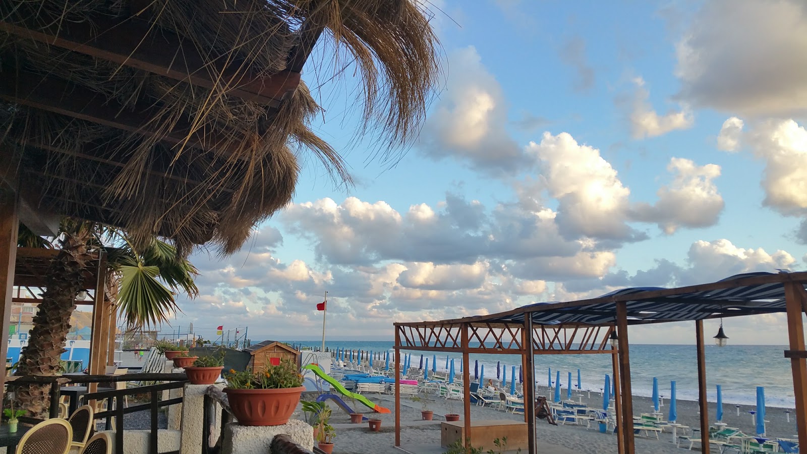 Photo de Spiaggia Amantea zone de station balnéaire