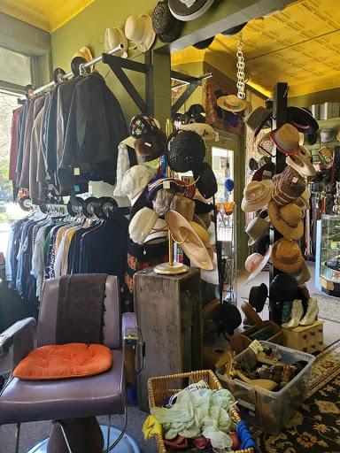 Consignment Shop «Cluttered Closet», reviews and photos, 742 S Beech St, Syracuse, NY 13210, USA