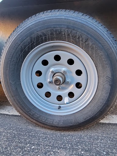 Tire Shop «Discount Tire Store - Gilbert, AZ», reviews and photos, 2623 S Market St, Gilbert, AZ 85295, USA