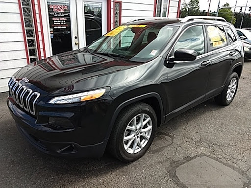 Used Car Dealer «Carson Cars», reviews and photos, 13806 WA-99, Lynnwood, WA 98087, USA