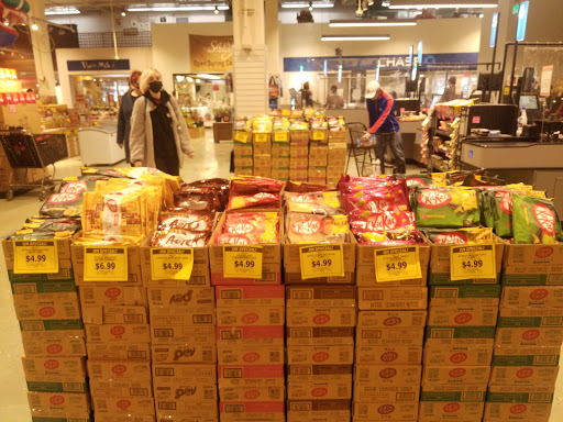Asian Grocery Store «Uwajimaya», reviews and photos, 600 5th Ave S, Seattle, WA 98104, USA