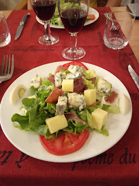 Salade grecque du Restaurant La Diligence à Salers - n°8