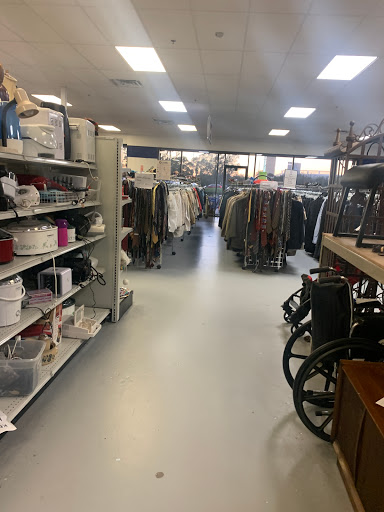 Thrift Store «Goodwill Thrift Store - Southside», reviews and photos, 8101 Southside Blvd #5, Jacksonville, FL 32256, USA