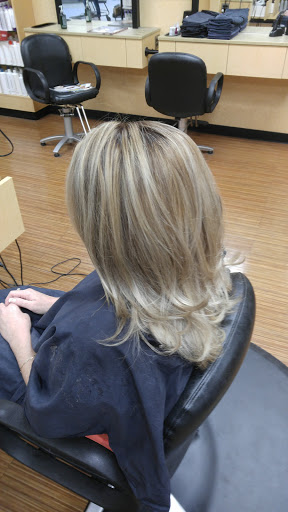 Hair Salon «SmartStyle Hair Salon», reviews and photos, 2163 W C 48, Bushnell, FL 33513, USA