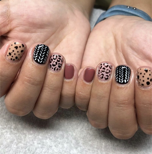 Hair Salon «5th Avenue Hair Salon», reviews and photos, 1032-C Greenville Hwy, Hendersonville, NC 28792, USA