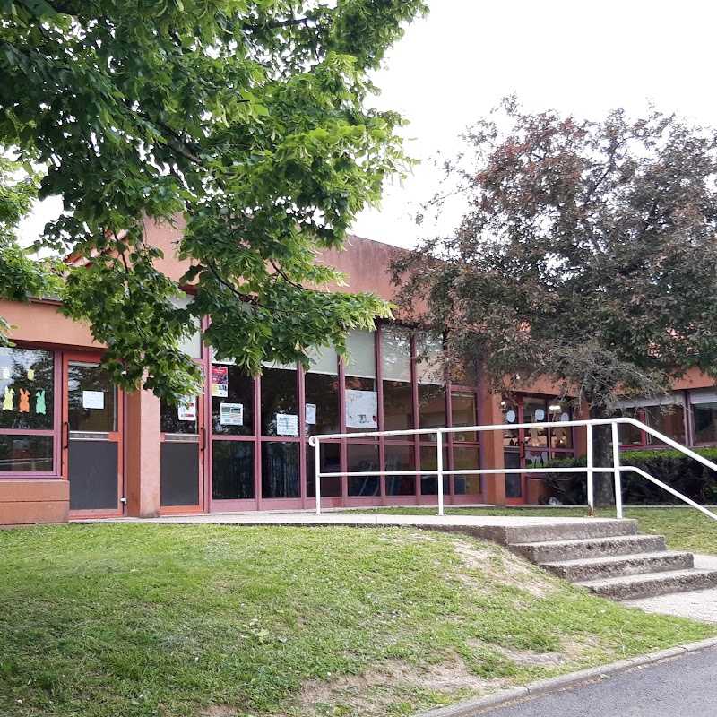 École Des Noyeraies