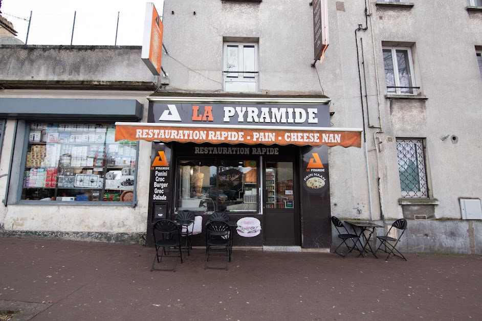 La Pyramide à Nanterre (Hauts-de-Seine 92)