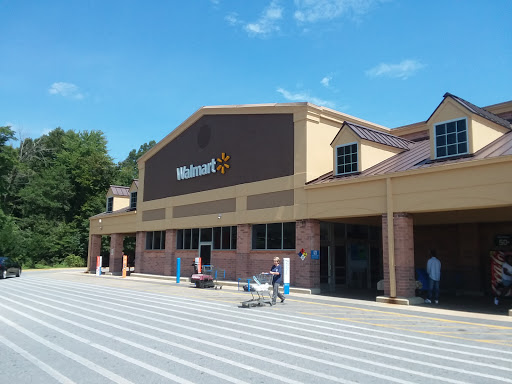 Discount Store «Walmart», reviews and photos, 40 Drury Dr, La Plata, MD 20646, USA