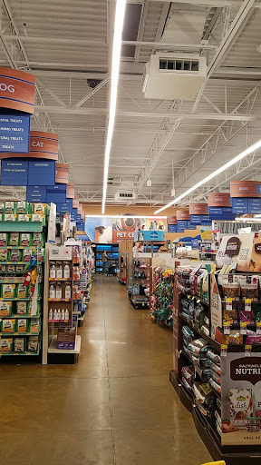 Pet Supply Store «PetSmart», reviews and photos, 132 NJ-31, Flemington, NJ 08822, USA
