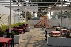 Diura Garden Restaurant and Bar image