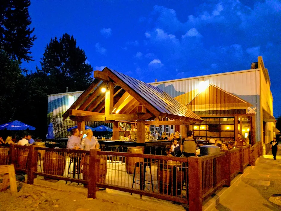 Photo of Snoqualmie Falls Brewery in Snoqualmie Washington