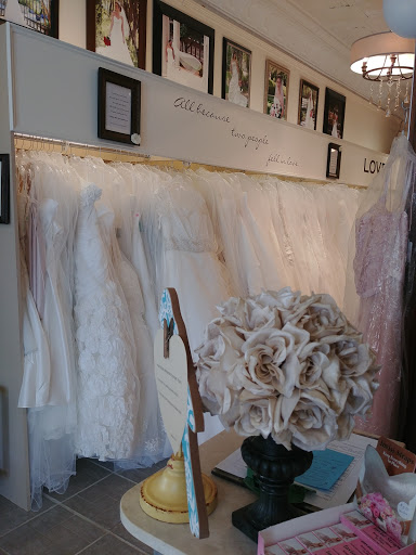Bridal Shop «Distinct Elegance Bridal Boutique», reviews and photos, 608 Cedar St, Cedar Hill, TX 75104, USA