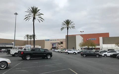 Puente Hills Mall image