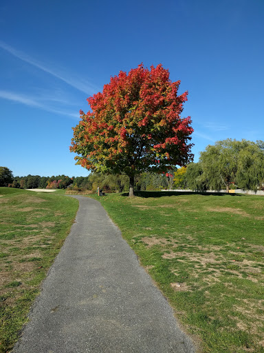 Golf Course «King Rail Reserve Golf Course», reviews and photos, 1 King Rail Dr, Lynnfield, MA 01940, USA