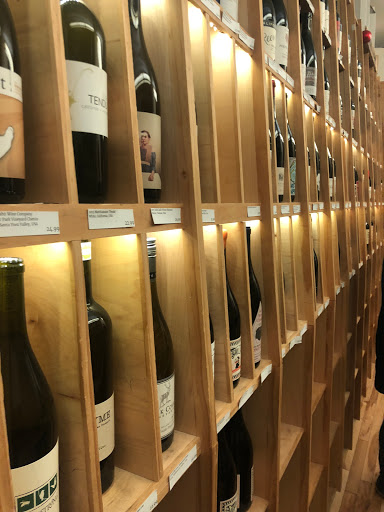 Wine Store «Leon & Son Wine and Spirits», reviews and photos, 995 Fulton St, Brooklyn, NY 11238, USA