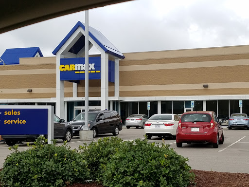 Used Car Dealer «CarMax», reviews and photos, 8007 Wild Wood Forest Dr, Raleigh, NC 27616, USA