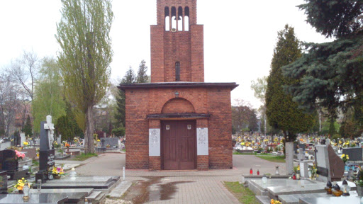 Cmentarz parafii św. św. ap. Piotra i Pawła przy ul. Sienkiewicza w Katowicach