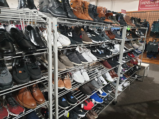 Clothing Store «Burlington Coat Factory», reviews and photos, 6200 Greenbelt Rd, Greenbelt, MD 20770, USA