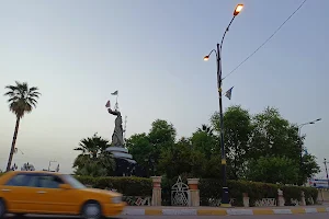 Al Omal Square image