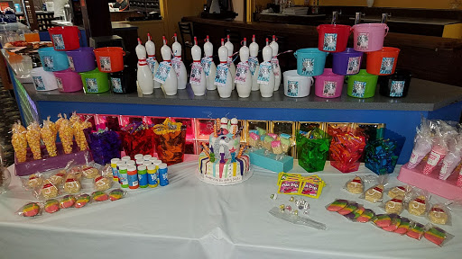 Bowling Alley «Mayflower Lanes», reviews and photos, 26600 Plymouth Rd, Redford Charter Twp, MI 48239, USA