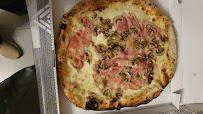 Prosciutto crudo du Pizzeria Solo Pizza Napoletana à Chessy - n°7