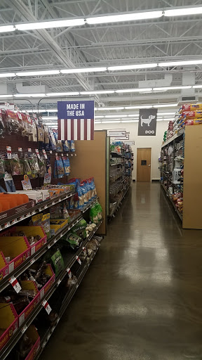 Pet Supply Store «Pet Supplies Plus», reviews and photos, 1970 Portage Trail, Cuyahoga Falls, OH 44223, USA