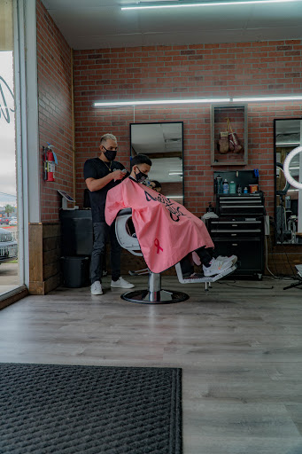 Barber Shop «Uppercuts Barber Shop», reviews and photos, 429 W Pioneer Pkwy, Grand Prairie, TX 75051, USA