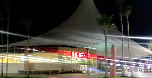 Grocery Store «H-E-B Grocery», reviews and photos, 3111 Woodridge Cove Dr Suite 500, Houston, TX 77087, USA