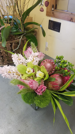 Florist «Westbank Flower Market», reviews and photos, 5320 Bee Caves Rd, West Lake Hills, TX 78746, USA