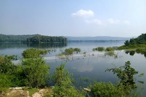 Nahelesara Dam image