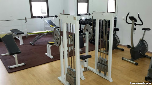 Gimnasio de Vara de Rey. en Vara de Rey, Cuenca