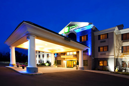 Holiday Inn Express Syracuse Airport, an IHG Hotel image 1