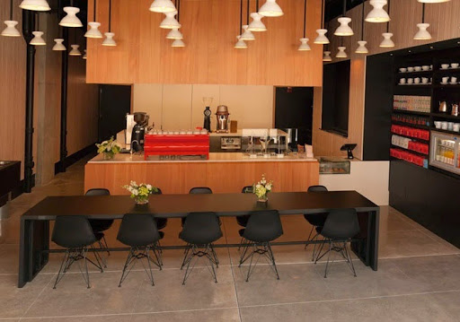 Intelligentsia Coffee Wicker Park Coffeebar, 1609 W Division St, Chicago, IL 60622, USA, 