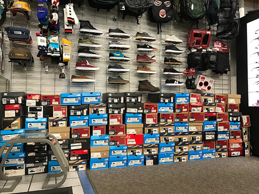 Sporting Goods Store «Southport Rigging Inc», reviews and photos, 2926 75th St, Kenosha, WI 53143, USA