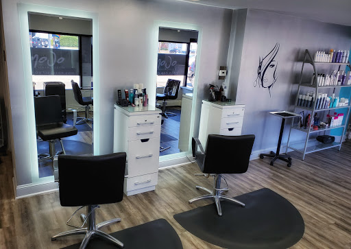 Hair Salon «Mojo Hair Salon & Therapeutic Massage», reviews and photos, 431 New Britain Ave, Newington, CT 06111, USA