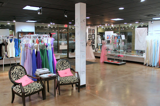 Formal Wear Store «Winning Crown Boutique», reviews and photos, 11046 Elm St, Omaha, NE 68144, USA