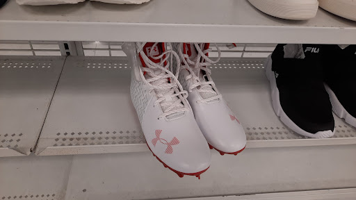 Clothing Store «Ross Dress for Less», reviews and photos, 1985 W Malvern Ave, Fullerton, CA 92833, USA